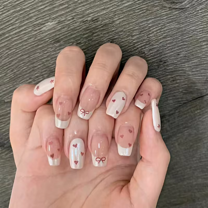 Faux ongles courts à presser style ballet