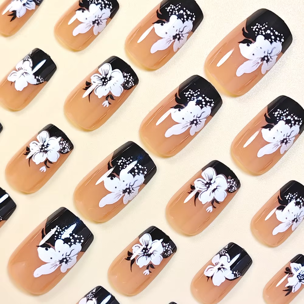 Faux ongles courts et moyens pour femmes et filles