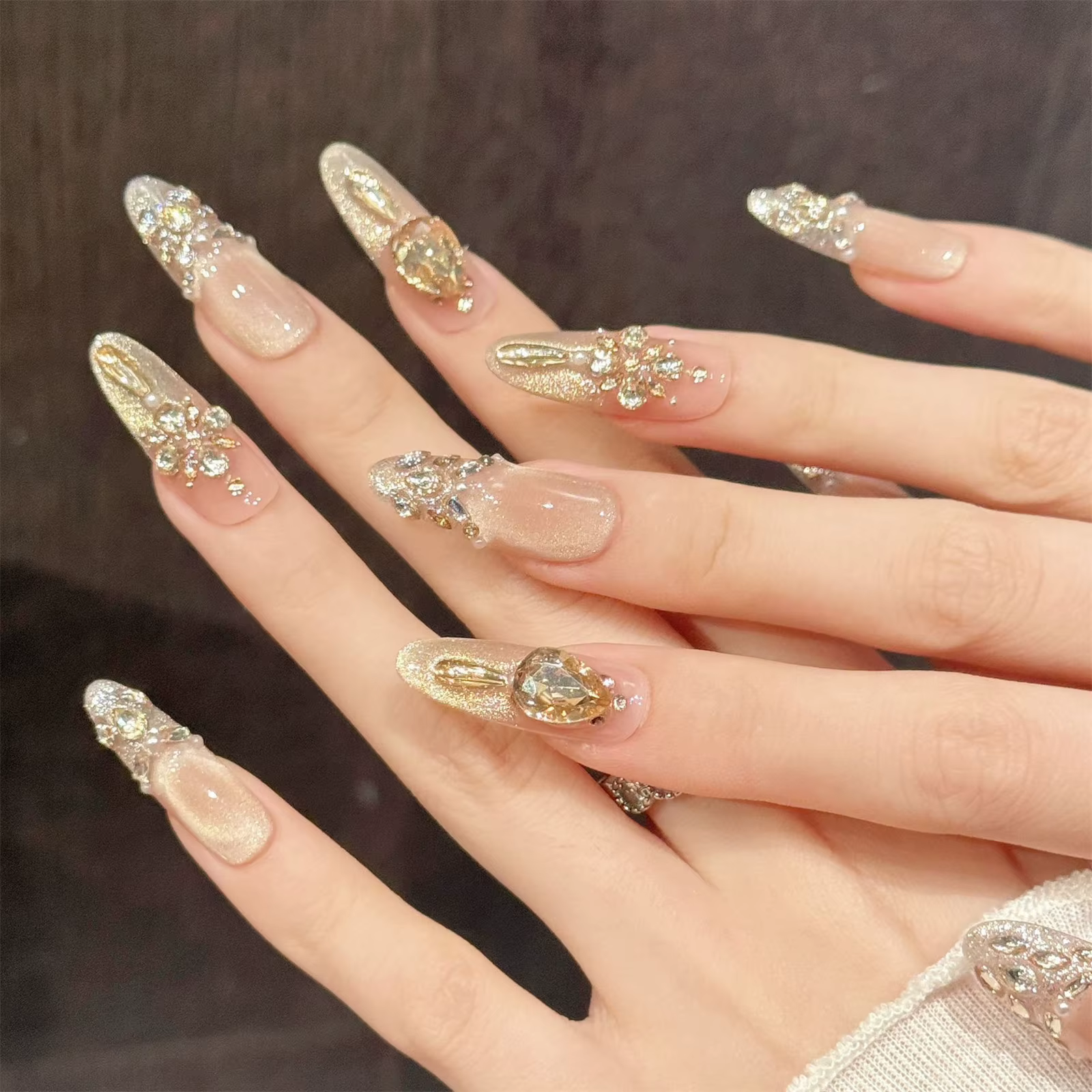 Faux ongles de luxe à pression avec strass en or rose