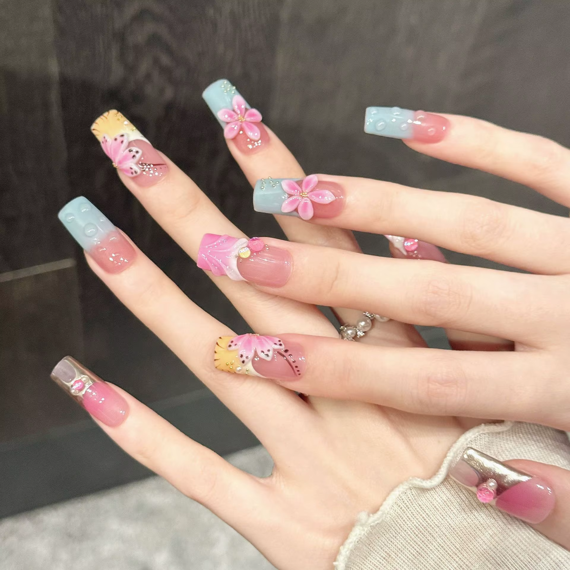 10 pièces de faux ongles carrés longs pressés à la main