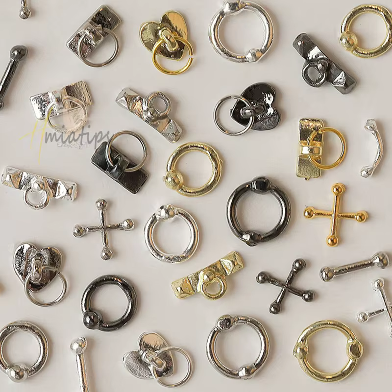 Breloques croix 3D pour manucure