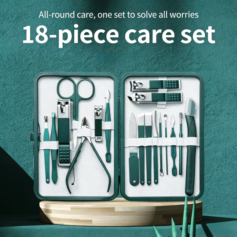 Ensemble professionnel de manucure et pédicure avec coupe-ongles