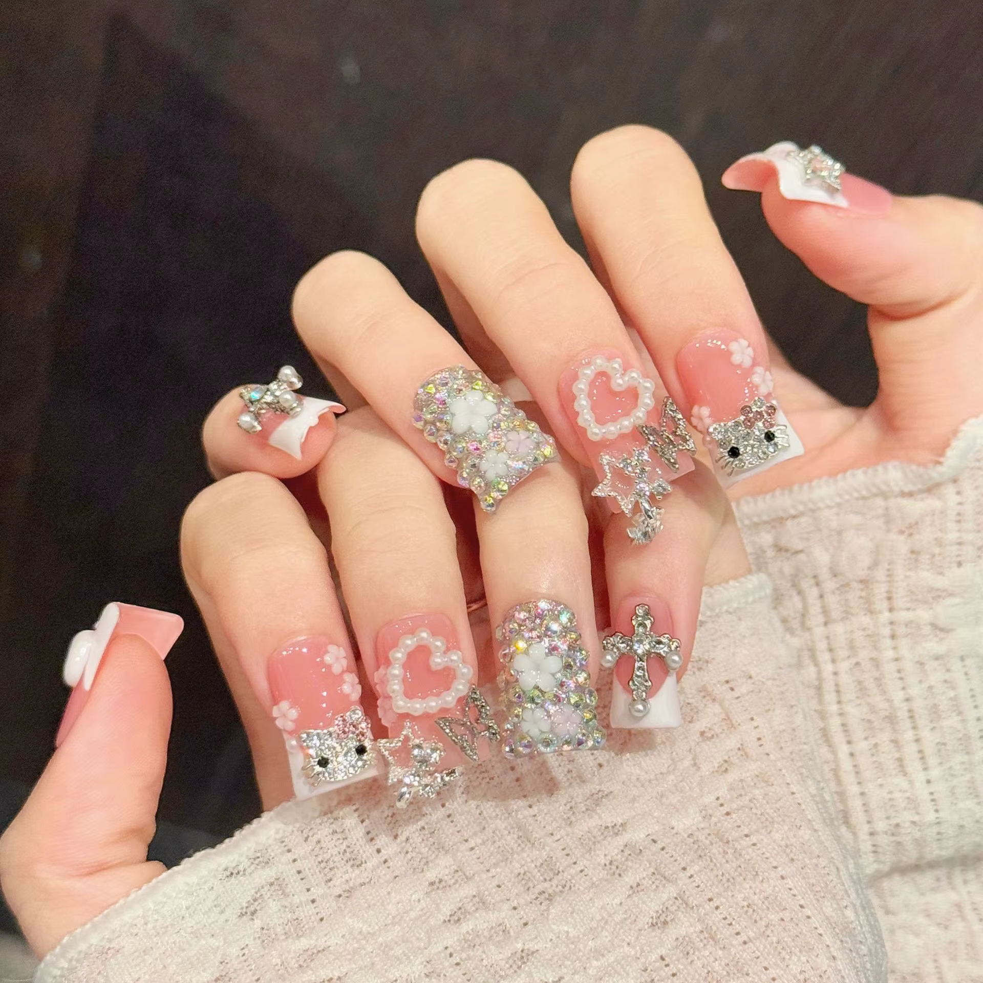 10 faux ongles en forme de canard faits à la main, style mignon pour filles, adaptés aux festivals, aux fêtes et à un usage quotidien.