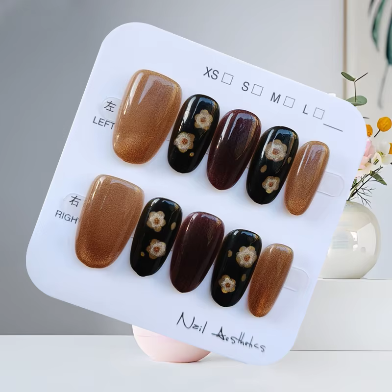 10 pièces Vintage Style français noir et or Floral Nail Art portable autocollant pour ongles presse