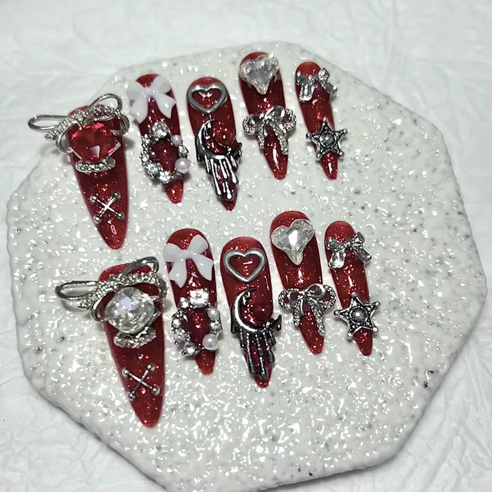 Halloween sang foncé rouge luxe à la main presse sur les ongles 3D arc étoile amour diamant paillettes longue pointe