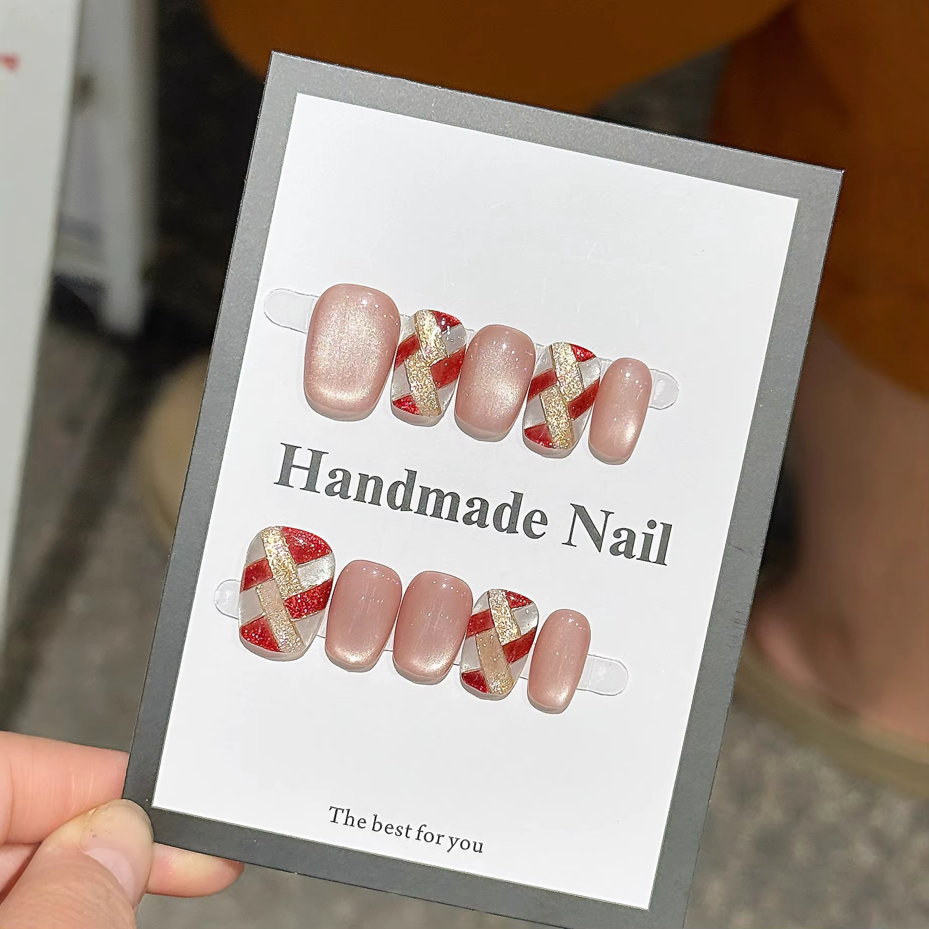 Faux ongles œil de chat rubis