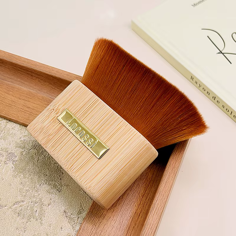 Outil de nettoyage des ongles en bois