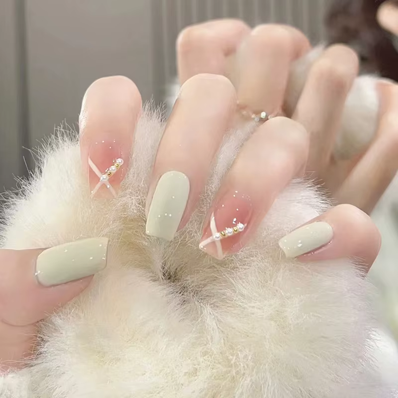 24P Taro violet lapin conception couverture complète faux ongles artificiels amovibles presse sur Nail Art acrylique