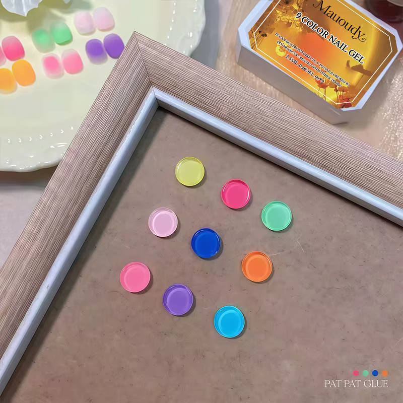 Vernis à ongles solide néon à grille nueve carrés de 9 couleurs