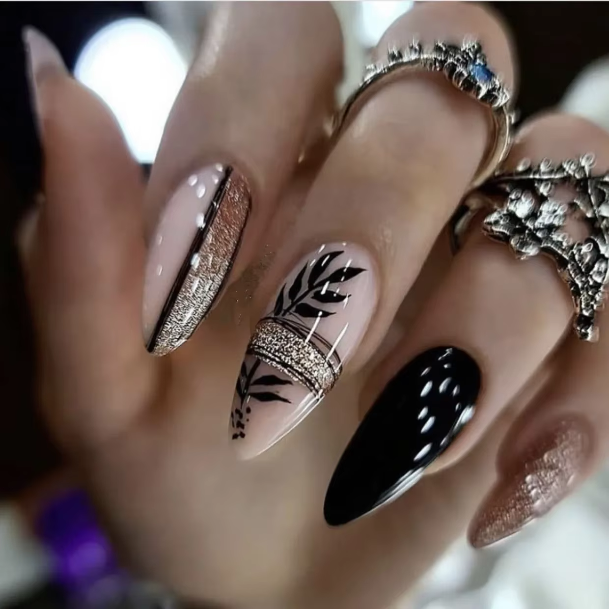 Faux ongles français en amande mate