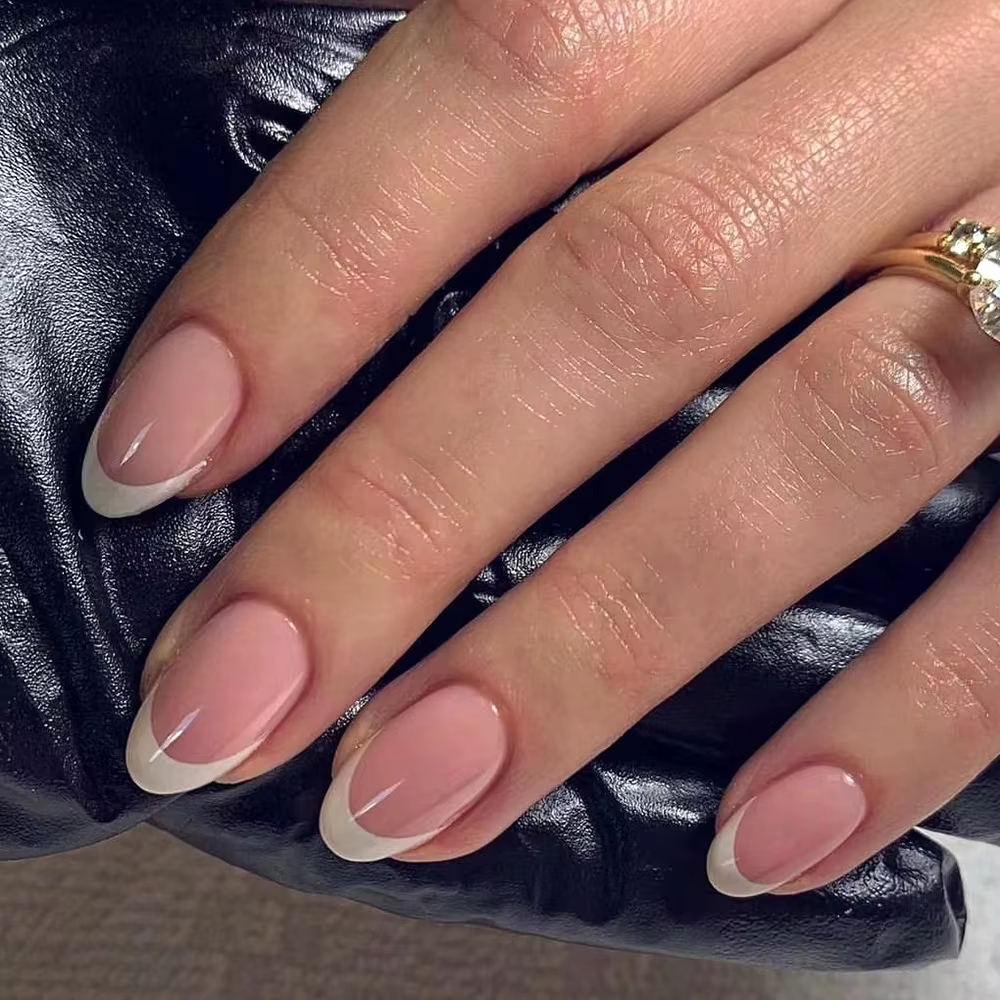 Blanc français classique court rond Nail Art portable mode faux ongles détachable fini