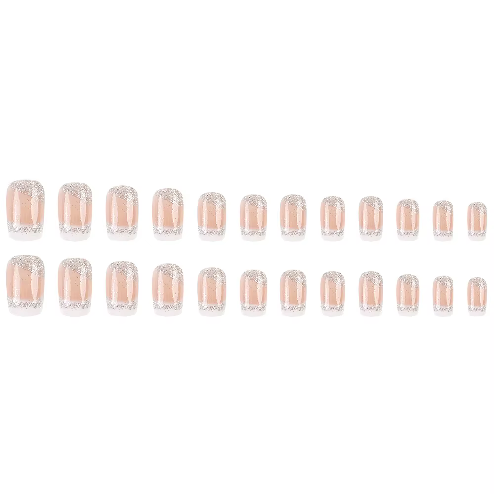 Faux ongles français à bords blancs