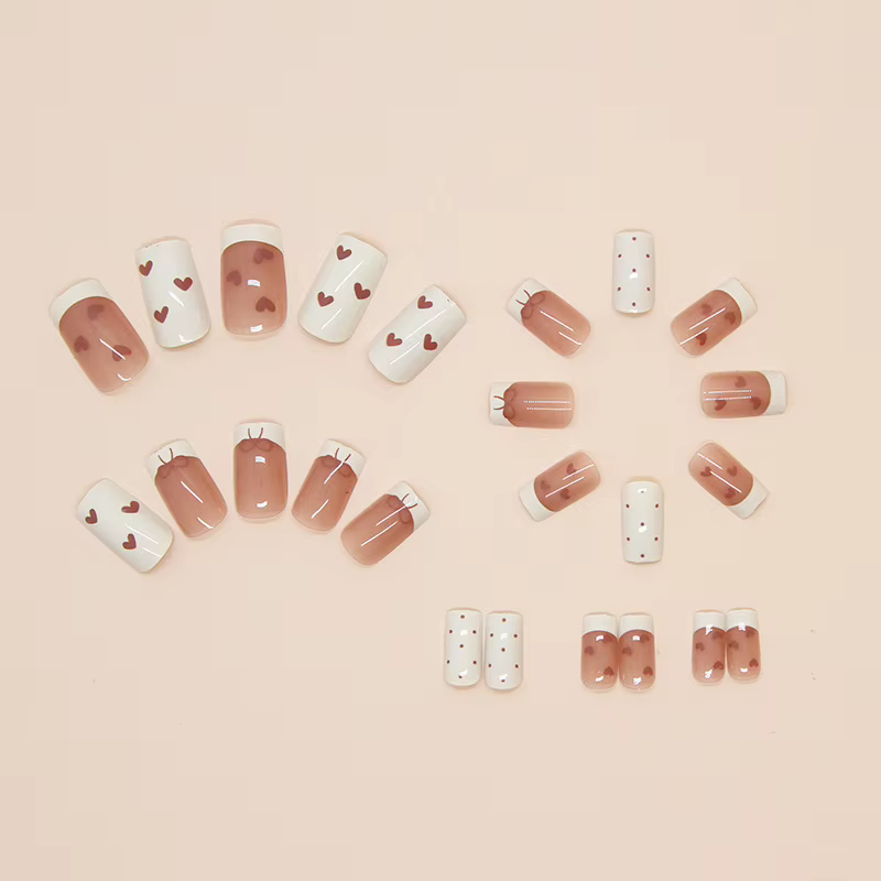 Faux ongles courts à presser style ballet