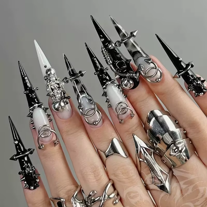 12 grilles Goth Punk ongles breloques goujons Y2K Piercing conceptions métallique argenté